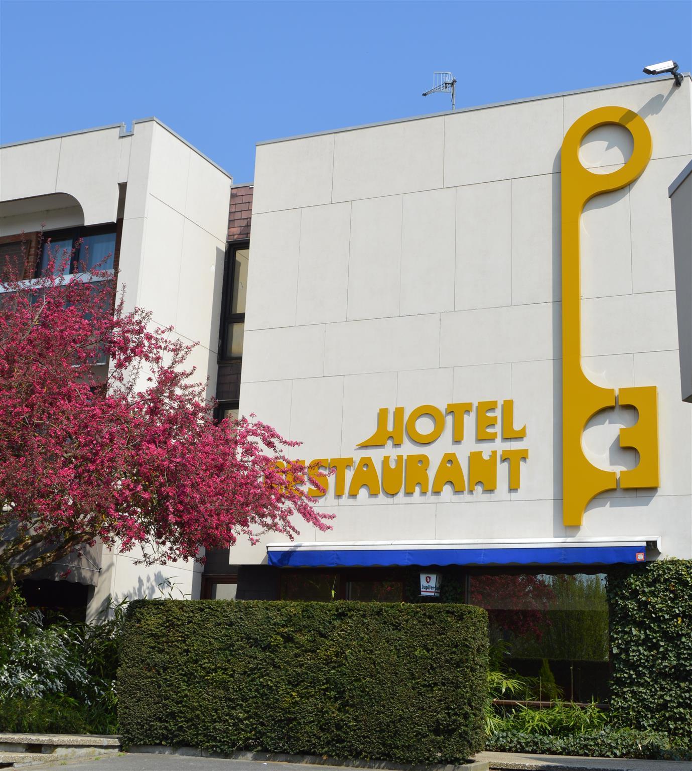Les 3 Cles Hotel 4*